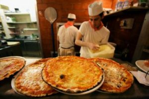 Come aprire una pizzeria al taglio e d'asporto anche senza soldi