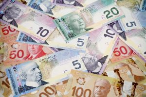 quale valuta conviene comprare dollaro canadese