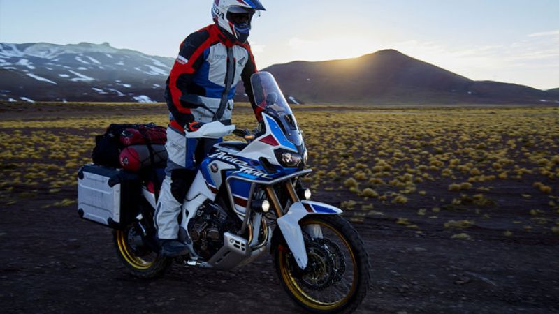 Honda Africa Twin 1100 Adv DTC vs. BMW GS 1250 Adv Comparativa: Quale Comprare?