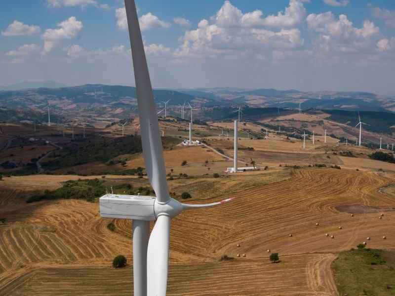 Energia Eolica in Italia: cos'è e come funziona. Conviene investirci?