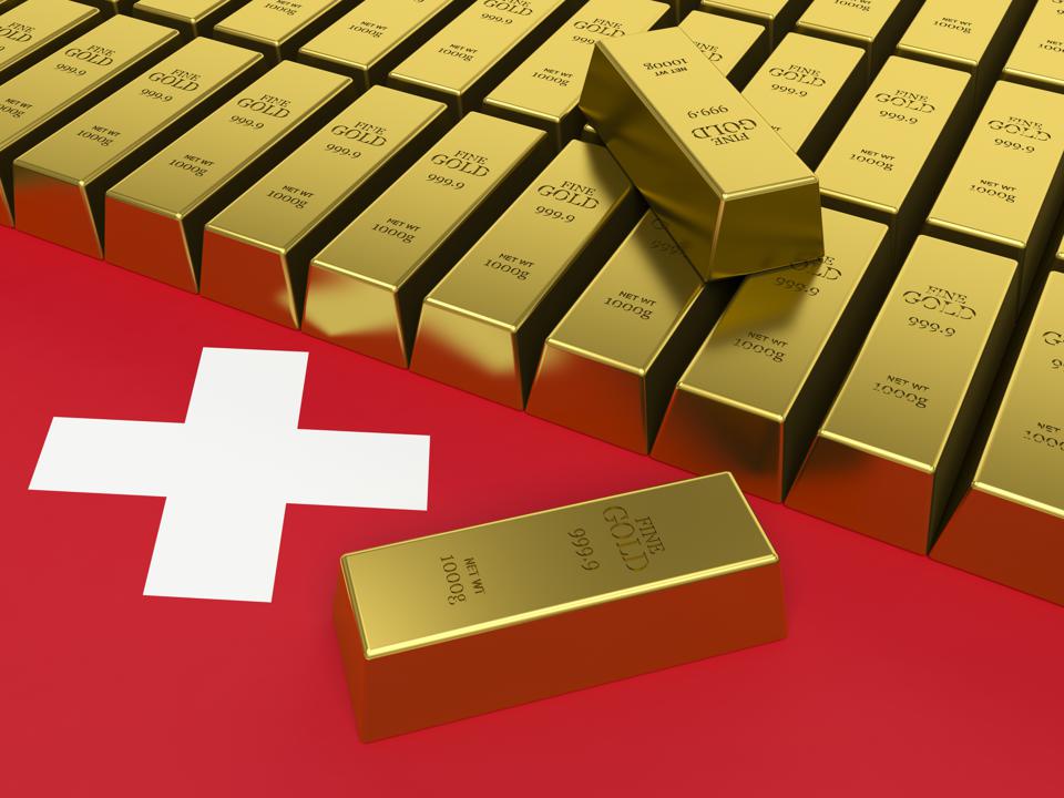 La Svizzera sta Importando Meno Oro dalla Russia