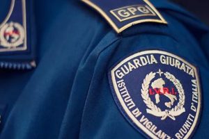 stipendio guardia giurata, come diventare guardia giurata