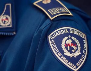 stipendio guardia giurata, come diventare guardia giurata