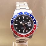 Comprare un Rolex Falso o Importarlo dall’Estero è Reato o NO? Guide Legali 0 Dato che ultimamente ci stiamo occupando di orologi svizzeri di lusso, ci siamo imbattuti in molte pubblicità di marche “false”, cioè siti ( tutti stranieri) che promuovono orologi di marche di prestigio come Rolex fatti molto bene, a mano, ma falsi. Come deve comportarsi un acquirente che risiede in Italia? Posso comprare quell’orologio falso da… Continua a leggere 4 Luglio 2023 Orologi di Lusso Omega vs Rolex: Qual’é il Migliore Investimento ABC dai Mercati Finanziari, Fare Soldi 0 Gli orologi di lusso non sono solo accessori alla moda; sono anche attività finanziarie, cioè degli investimenti fatti oggi per poi rivenderli domani e guadagnarci. Quindi, se sei alla ricerca di un orologio classico, due domande sono fondamentali: quali marchi mantengono meglio il loro valore e quale azienda produce orologi che completano il tuo stile?… Continua a leggere 6 Luglio 2023 Collezione Orologi Rolex 2023/24, le Novità Più Importanti per Collezionisti ABC dai Mercati Finanziari, Fare Soldi, Investimenti, Prezzi 0 Il 27 Marzo scorso è stata la mattina di Natale per i collezionisti di orologi. Rolex ha appena annunciato il calendario delle nuove uscite per il 2023 nel primo giorno della più grande fiera del settore, Watches & Wonders. Le nuove uscite di The Crown sono sempre le più attese dai collezionisti. Ogni anno le… Continua a leggere 22 Giugno 2023 Rivenditore Rolex: Arrivano Tempi Duri per gli Orologi di Lusso ABC dai Mercati Finanziari, Fare Soldi, Prezzi 0 Uno dei migliori rivenditori di orologi di lusso al mondo afferma di vedere un indebolimento delle vendite, segnalando che anche i nuovi commercianti di orologi potrebbero trovarsi di fronte a tempi più magri. Flessione della domanda di orologi di lusso Il gruppo Watches of Switzerland ( WOSG.L ) ha visto le sue azioni scendere oggi… Continua a leggere 26 Giugno 2023 Prezzi Rolex Usati; Quanto Vale il mio Rolex di Seconda Mano ABC dai Mercati Finanziari, Fare Soldi, Prezzi 0 Se sei sul mercato per vendere il tuo orologio Rolex, Economia Italia ti invita a dare un occhio a questo elenco dei prezzi, in modo da farti una idea del valore del Tuo orologio di lusso. Il nostro elenco offre prezzi su una serie di modelli specifici come Rolex Submariner e Daytona da sfogliare e… Continua a leggere 11 Giugno 2023 Rolex Usati Sotto i 10.000 € da Investire per Rivendere e Guadagnare ABC dai Mercati Finanziari, Fare Soldi 0 Ad un certo punto tutti vogliono un Rolex. È un nome che ha trasceso il mondo degli orologi per diventare un segno di successo e un apprezzamento per l’artigianato. Sfortunatamente questo significa lunghe code e prezzi alti. Il prezzo medio per un nuovo modello sportivo Rolex come il Submariner o l’Explorer II è un errore di… Continua a leggere 10 Giugno 2023 Il Rolex che si litigano Totti e Ilary Blasi: Perchè è Così Prezioso ABC dai Mercati Finanziari, Calcio, Sport ed Economia, Fare Soldi 0 Anche chi non si appassiona di Gossip sa ormai della separazione non consensuale di Francesco Totti e della ormai ex moglie Ilary Blasi che ha portato sui giornali e sui social centinaia anzi, migliaia di articoli e polemiche infinite in quanto i due coniugi si sono sfidati tramite dichiarazioni ai giornali ed hanno messo “tutto… Continua a leggere 6 Luglio 2023 VIP con Rolex, Personaggi famosi che portano orologi Rolex ABC dai Mercati Finanziari, Fare Soldi 0 Rolex è senza dubbio uno dei marchi di lusso più conosciuti al mondo. Non c’è quindi da meravigliarsi se tra le celebrità di Hollywood ci sono numerosi amanti della storica azienda svizzera. Nel mondo dei ricchi e belli, il prestigio e l’impeccabile lavorazione di questi orologi da polso sono molto apprezzati, motivo per cui spesso è possibile individuare celebrità… Continua a leggere 26 Giugno 2023 Orologi Rolex Usati sotto i 1.000 / 2.000 euro da Rivendere e Guadagnare ABC dai Mercati Finanziari, Fare Soldi 0 La moda di avere orologi di lusso – magari Rolex – è diventata un trend molto forte da quando i giovani hanno capito – grazie al Covid e ai social – che non valeva la pena spendere soldi in Bitcoin, tra truffe e “valore digitale”, non essendo beni materiali quindi eccoli tornare ad un bene… Continua a leggere 6 Luglio 2023 10 Orologi Rolex Nuovi ed Autentici Sotto i 10.000 euro ABC dai Mercati Finanziari, Fare Soldi 0 Cosa collega Sir Winston Churchill, Steve McQueen, Martin Luther King Jr., Elvis Presley, John F. Kennedy e Paul Newman? Oltre ad essere tutti famosi per i rispettivi successi nei loro campi, tutti possedevano orologi Rolex. Sappiamo tutti che le celebrità possono essere pagate per sostenere e indossare un particolare marchio, ma cosa spinge così tante icone…