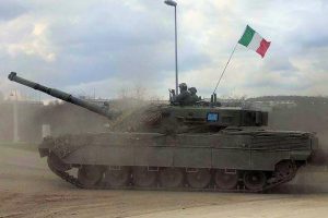 Carri Armati Italiani Moderni: Arriva il Leopard 2 e un Nuovo Carro con i Tedeschi